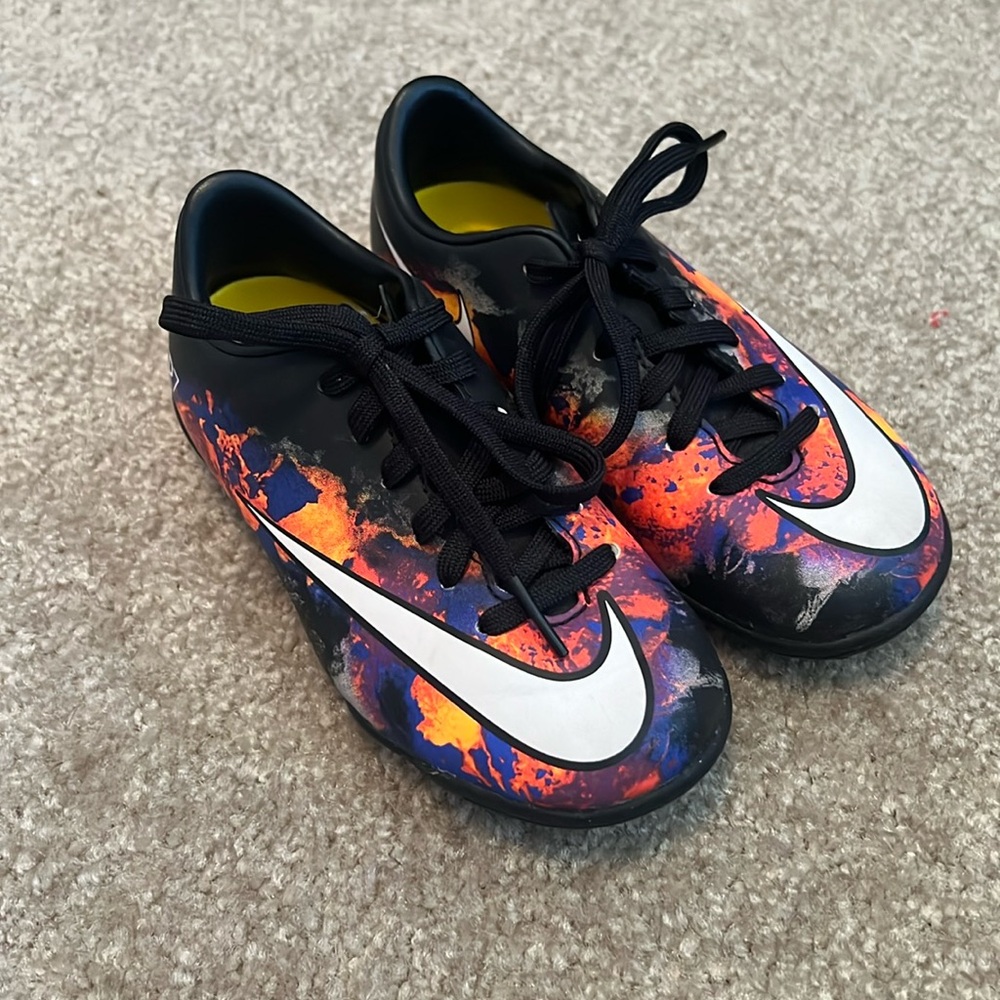 Nike Mercurial indoor soccer cleats toddler